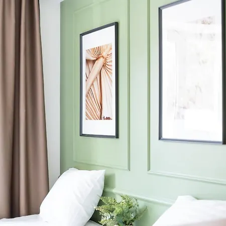 Oasis Airport By Revalhome Lejlighedshotel 3*